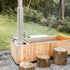 Hottub met interne kachel